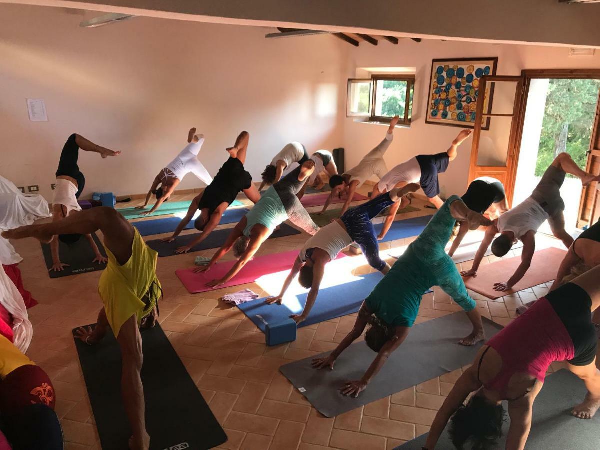 קיאנצ'נו טרמה Agriturismo Ipoderi מראה חיצוני תמונה